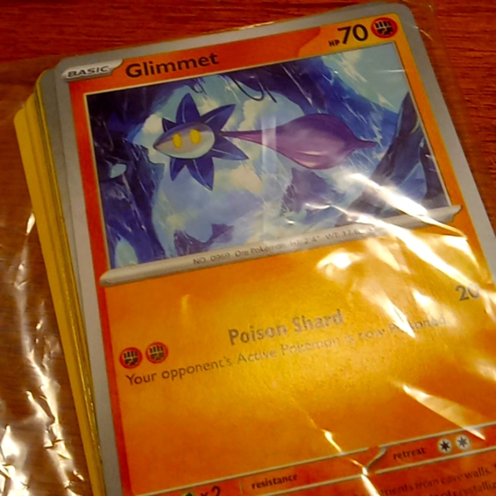 20 Pokémon cards